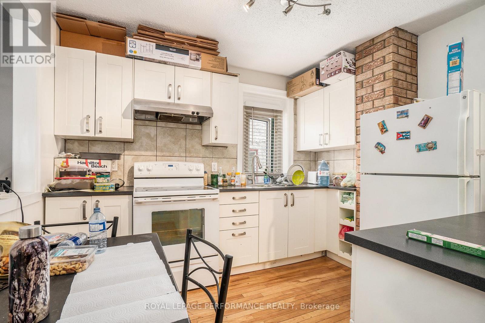 229 Carillon Street Property Photo 28