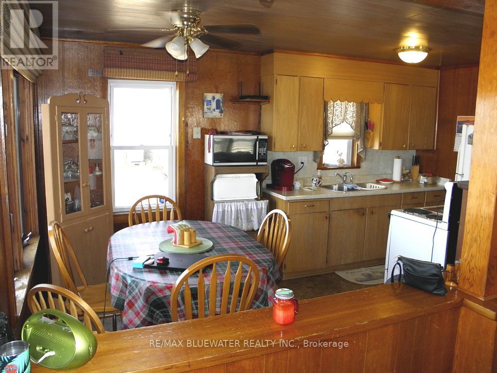 6290 William Street Property Photo 19
