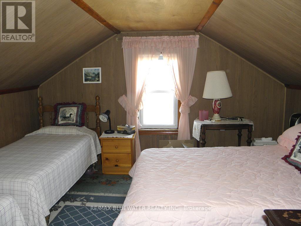 6290 William Street Property Photo 29