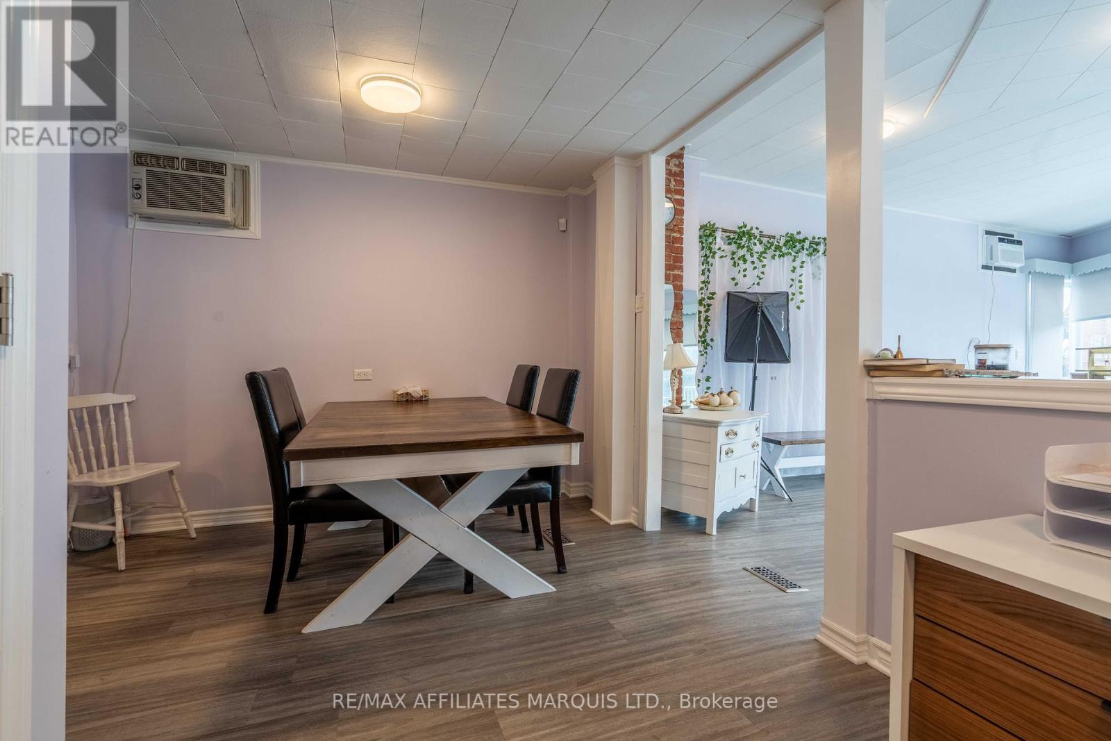 115 Louisa Street Property Photo 6
