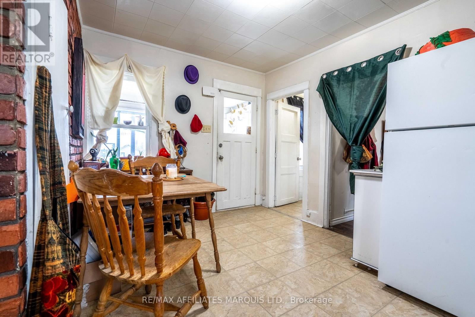 115 Louisa Street Property Photo 14