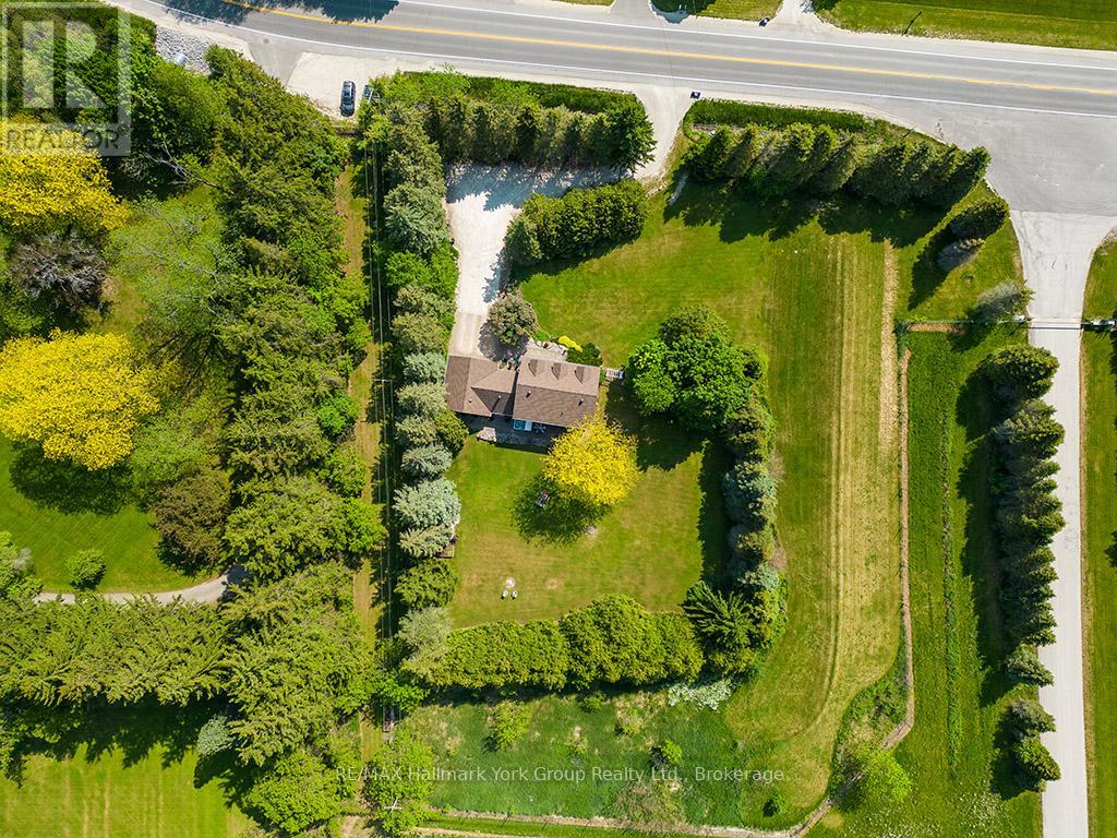 788267 GREY 13 ROAD Property Photo 1