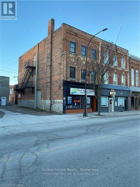 221 8TH STREET E Property Photo 1