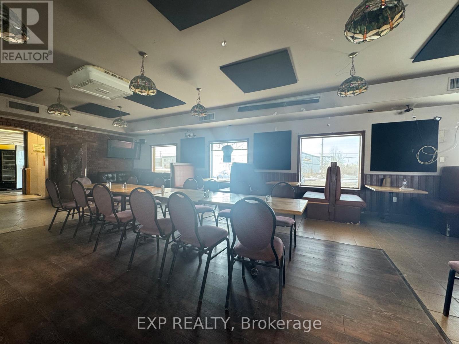1188 Newmarket Street Property Photo 28