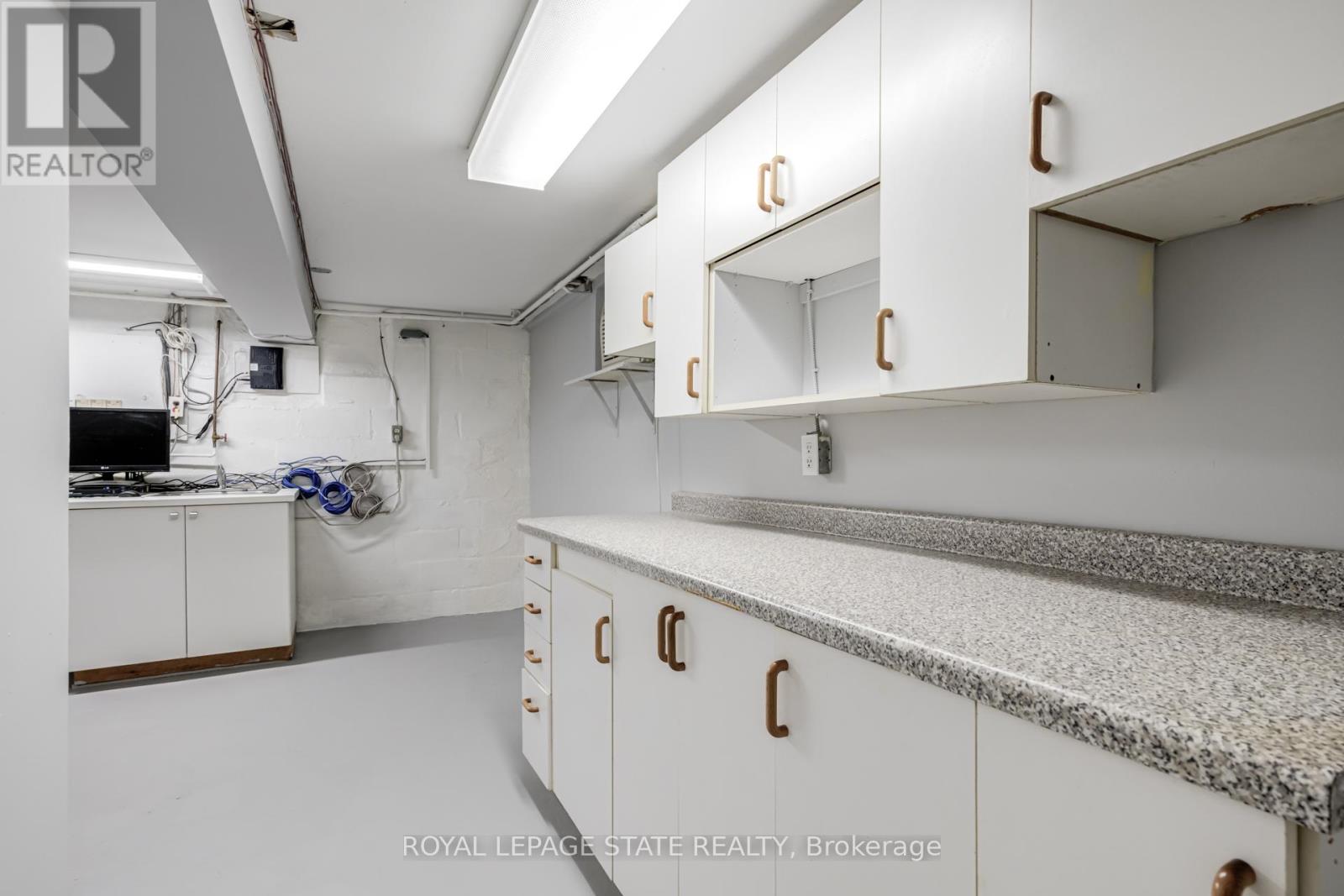 15 Empress Avenue Property Photo 33