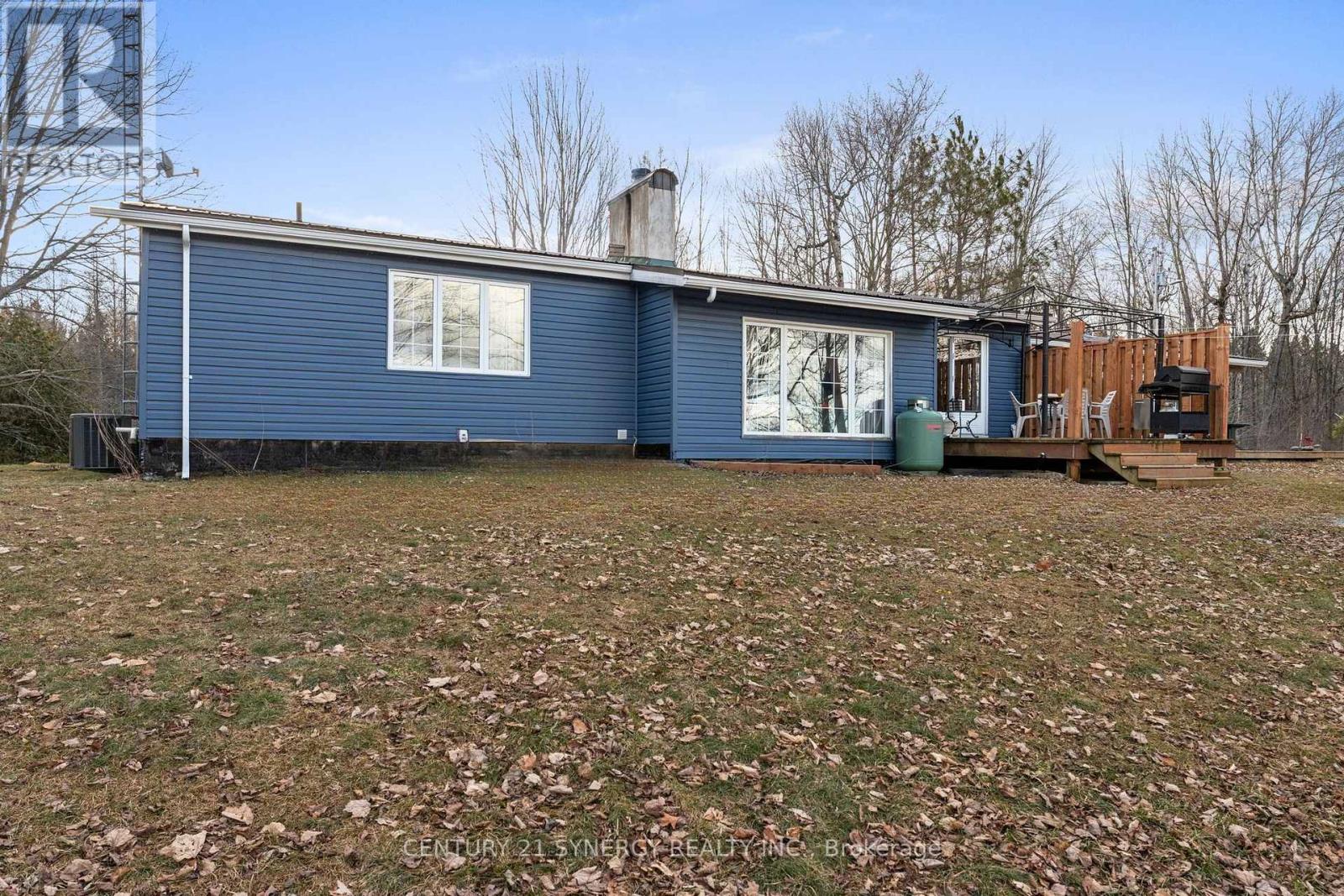 9093 County Rd 22 Road Property Photo 2