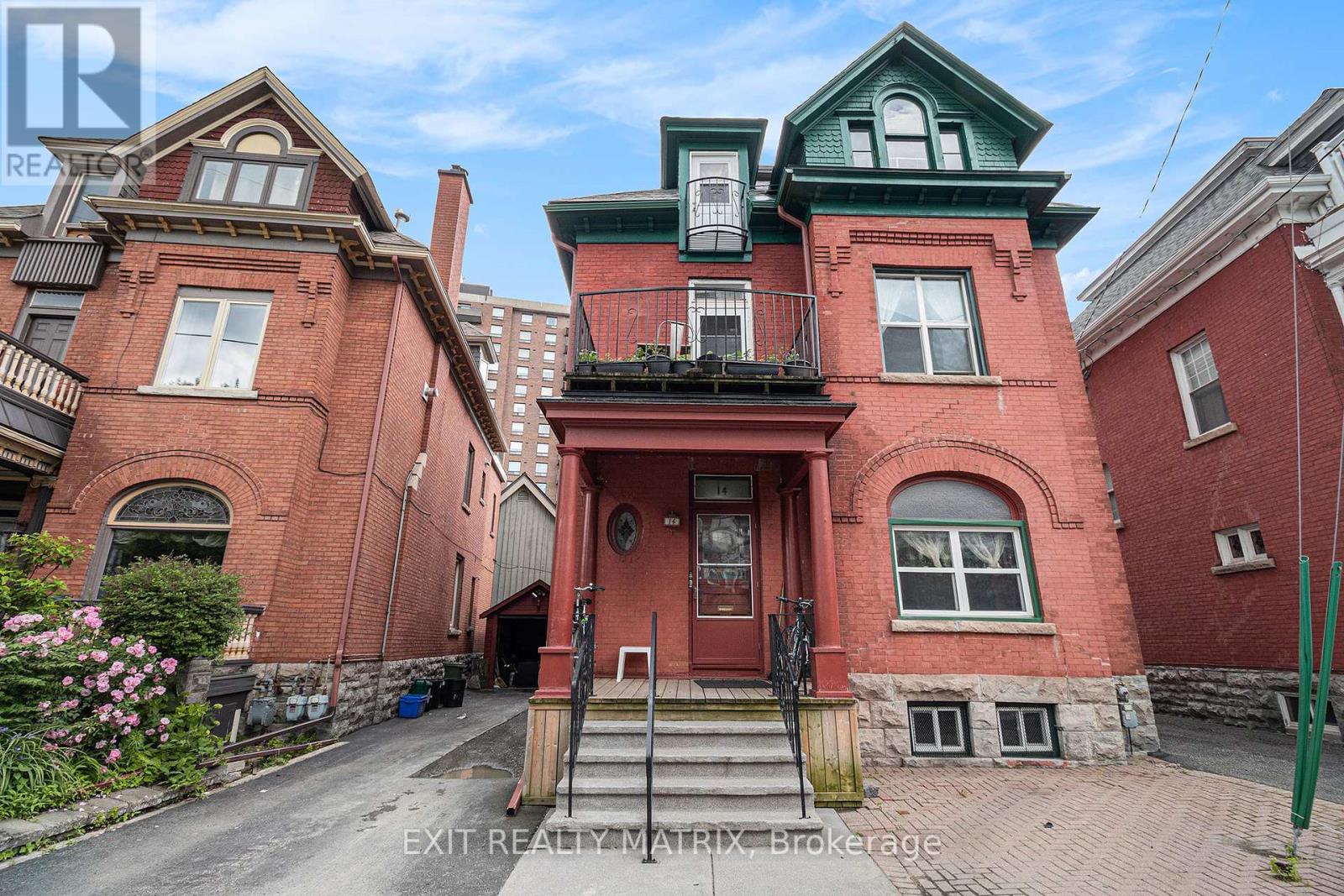 14 SOMERSET STREET W Property Photo 1