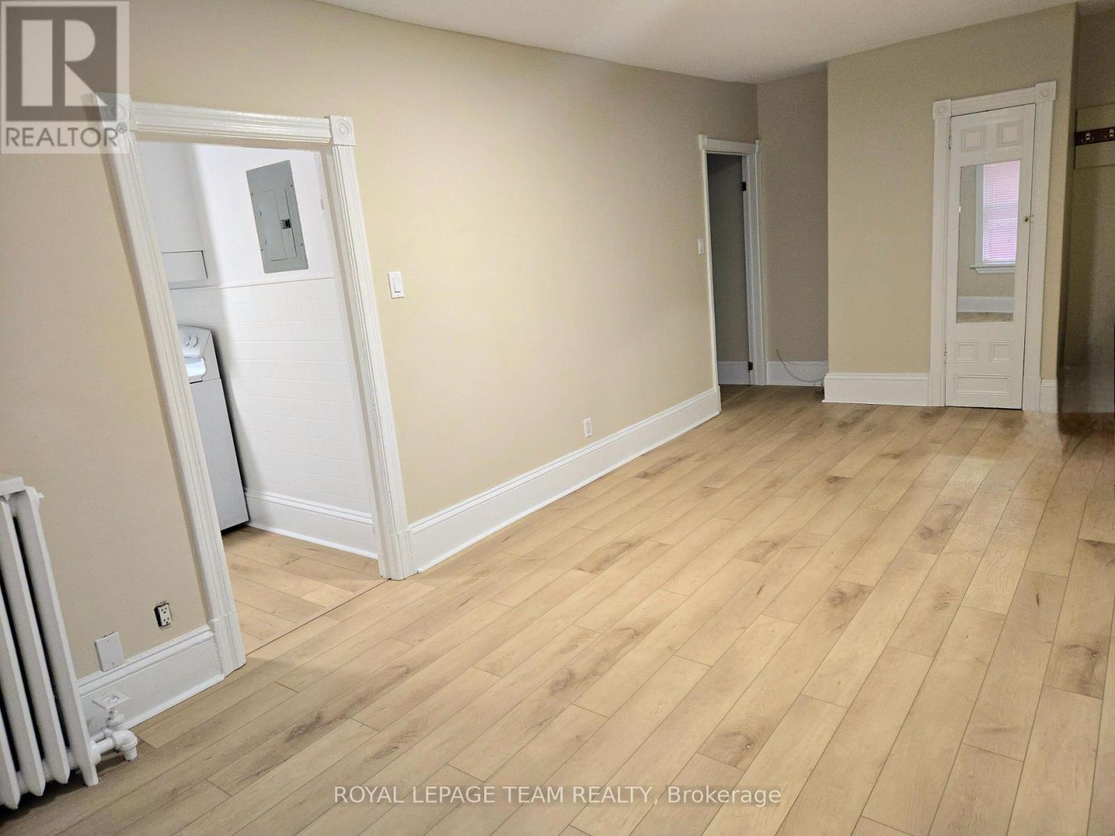 158 St Andrew Street Property Photo 8