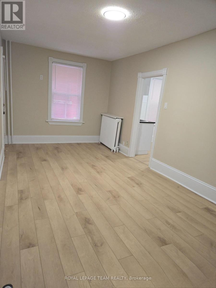 158 St Andrew Street Property Photo 10