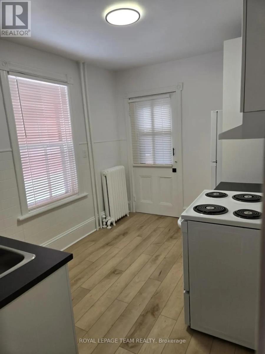 158 St Andrew Street Property Photo 12