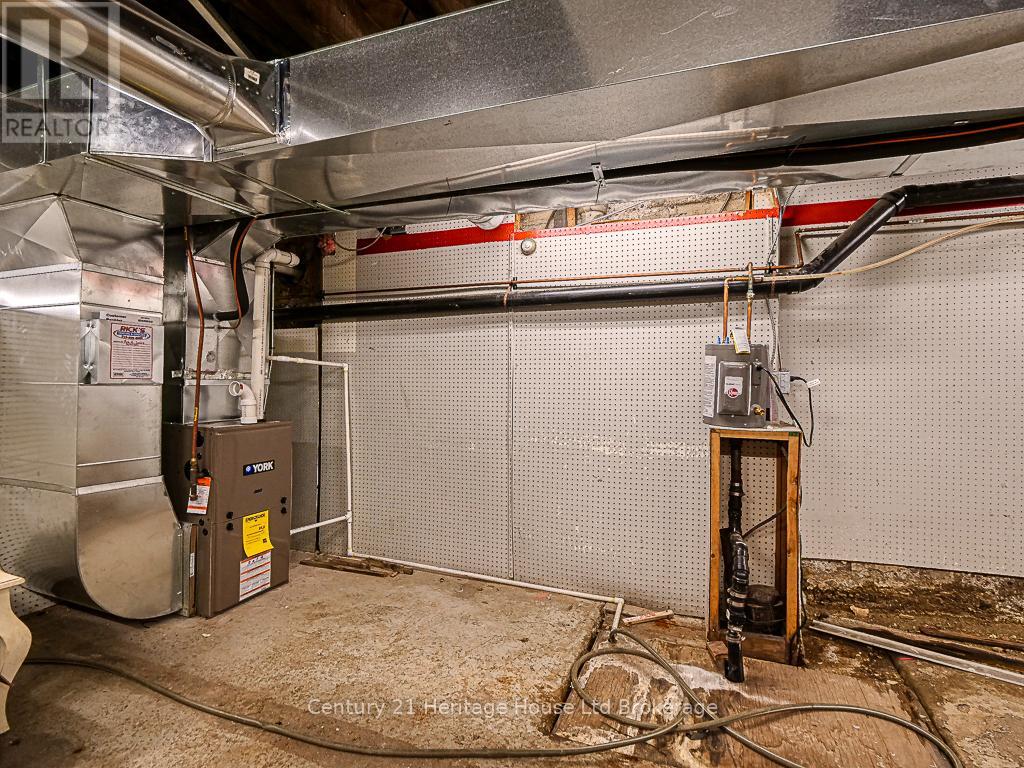 11 Riddell St Property Photo 24