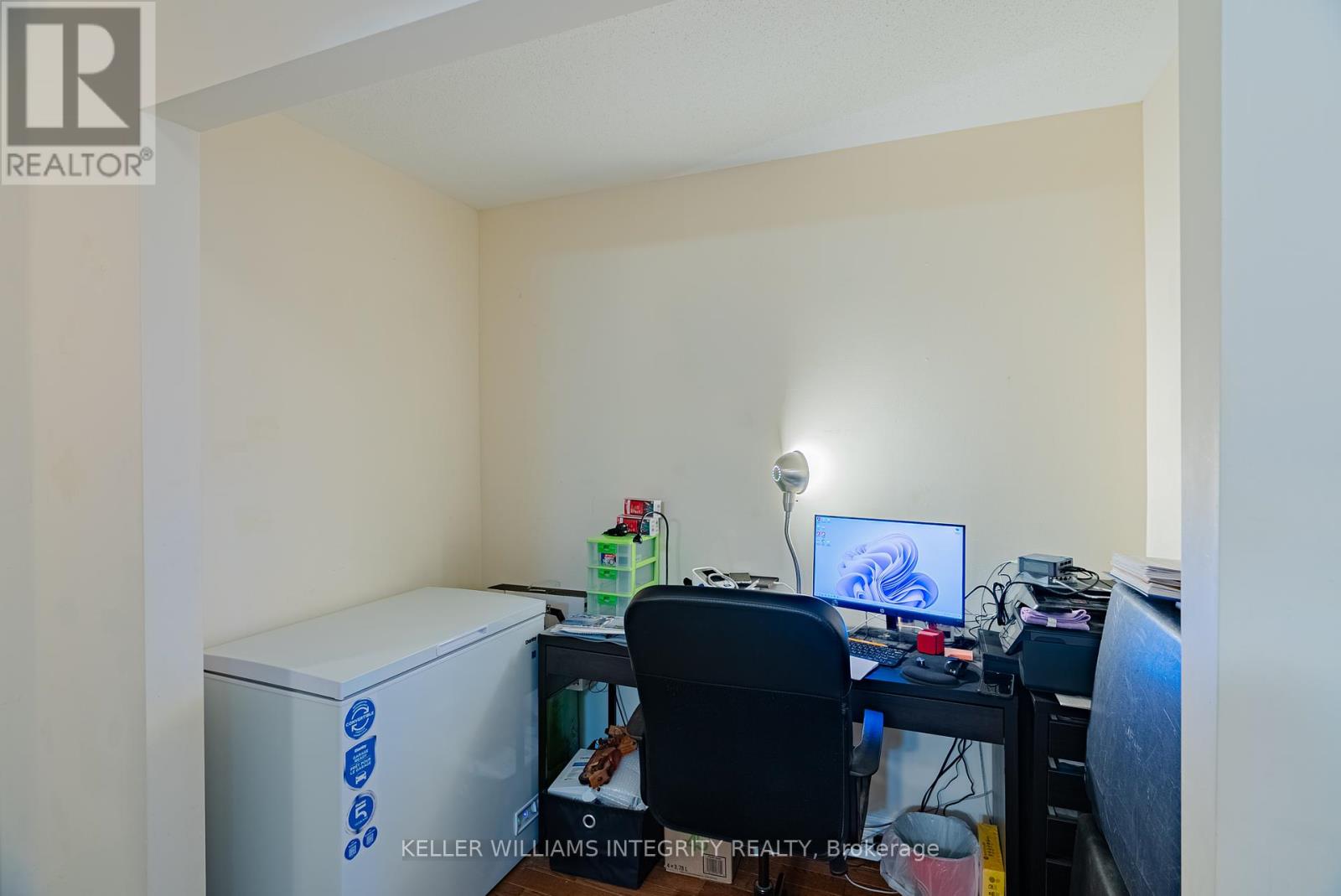 103 - 160 Guelph Priv Property Photo 6