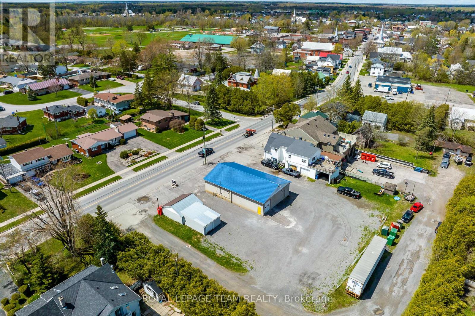 521 Prescott Street Property Photo 8
