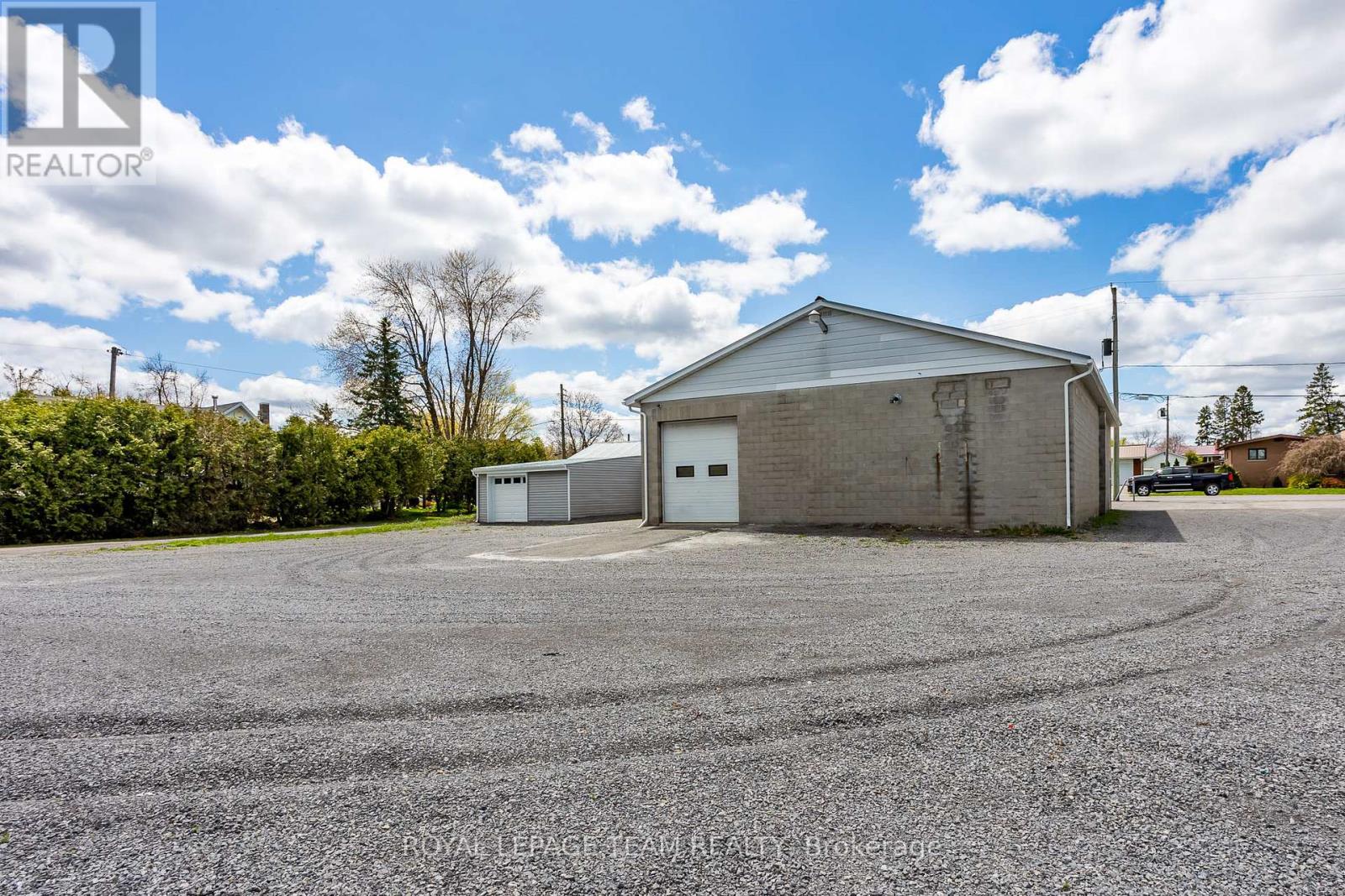 521 Prescott Street Property Photo 27