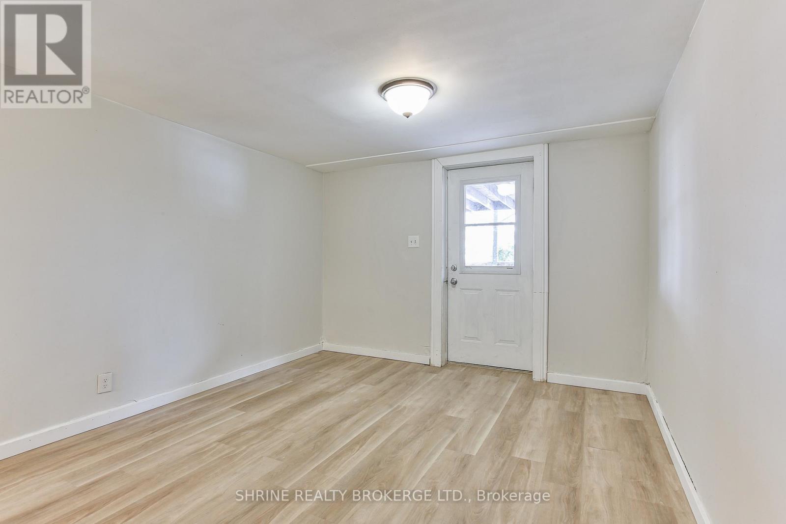 1 - 13 Sterling Street Property Photo 2