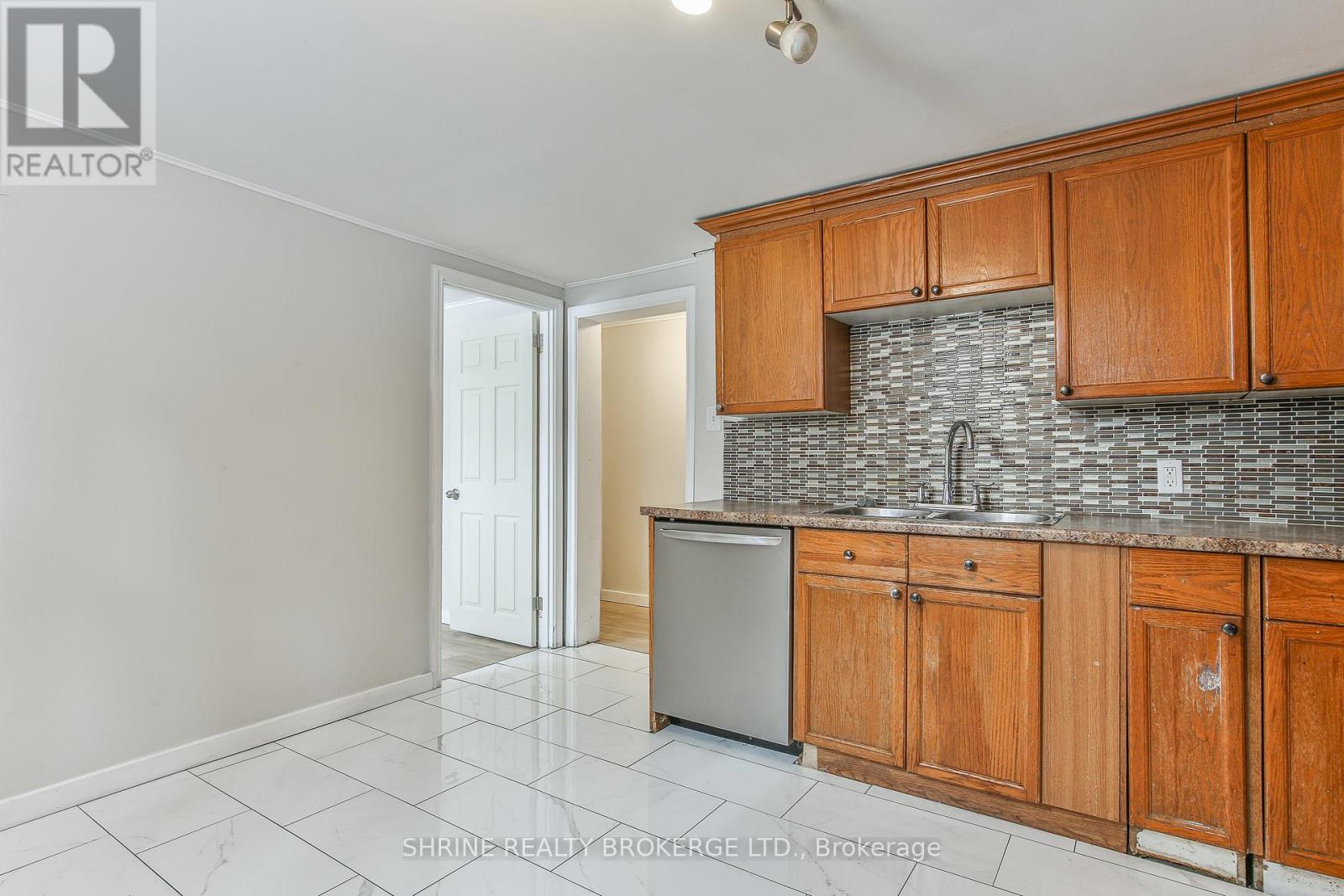 1 - 13 Sterling Street Property Photo 5
