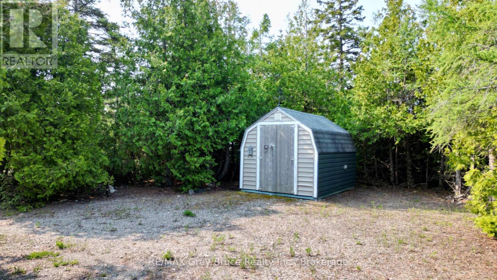 94 Pedwell Pt. Drive Property Photo 8