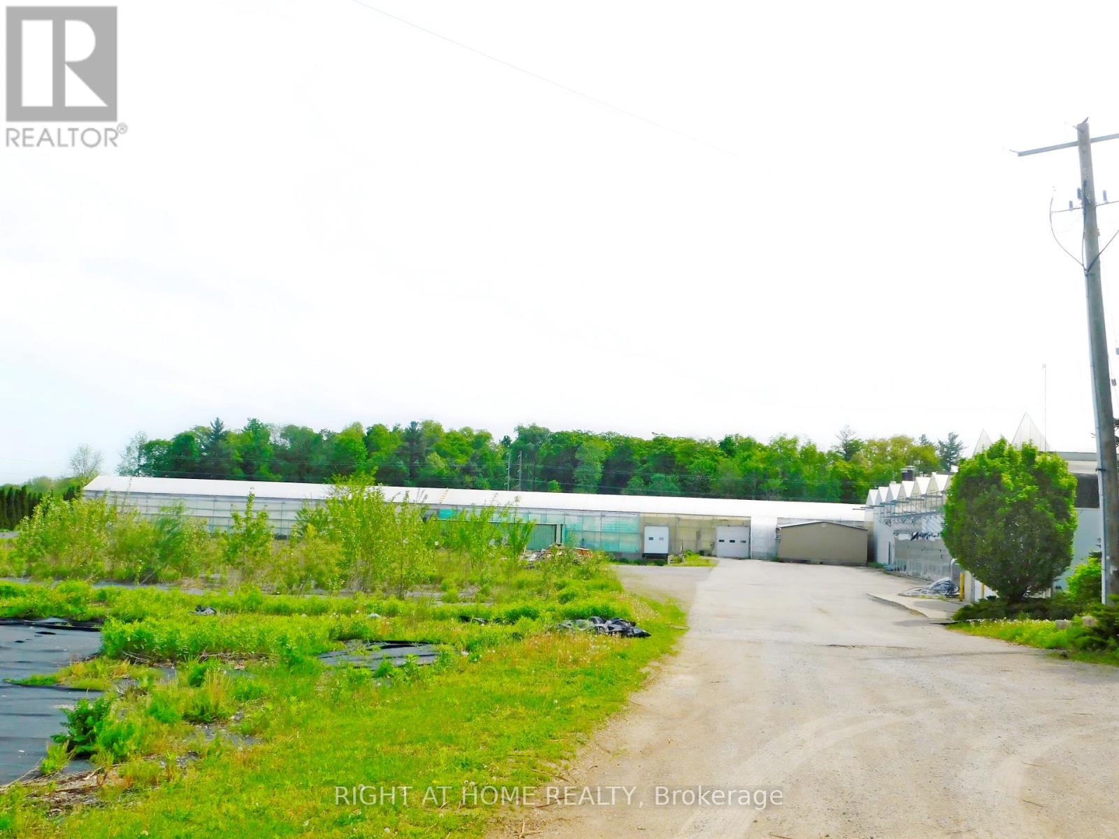 2492 24 Highway Property Photo 3