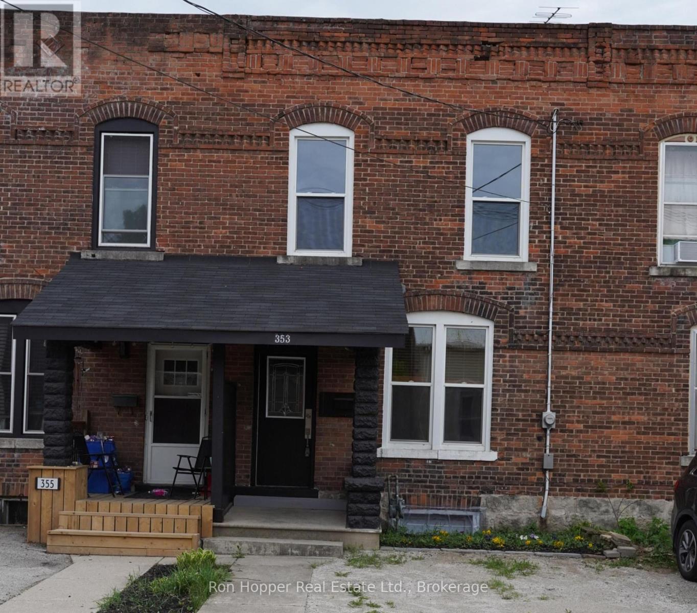 353 11th Street E Property Photo 1