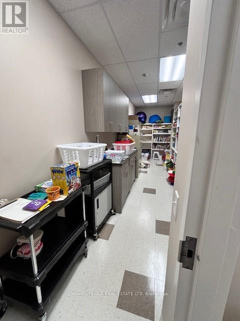 100 Strowger Boulevard Property Photo 12