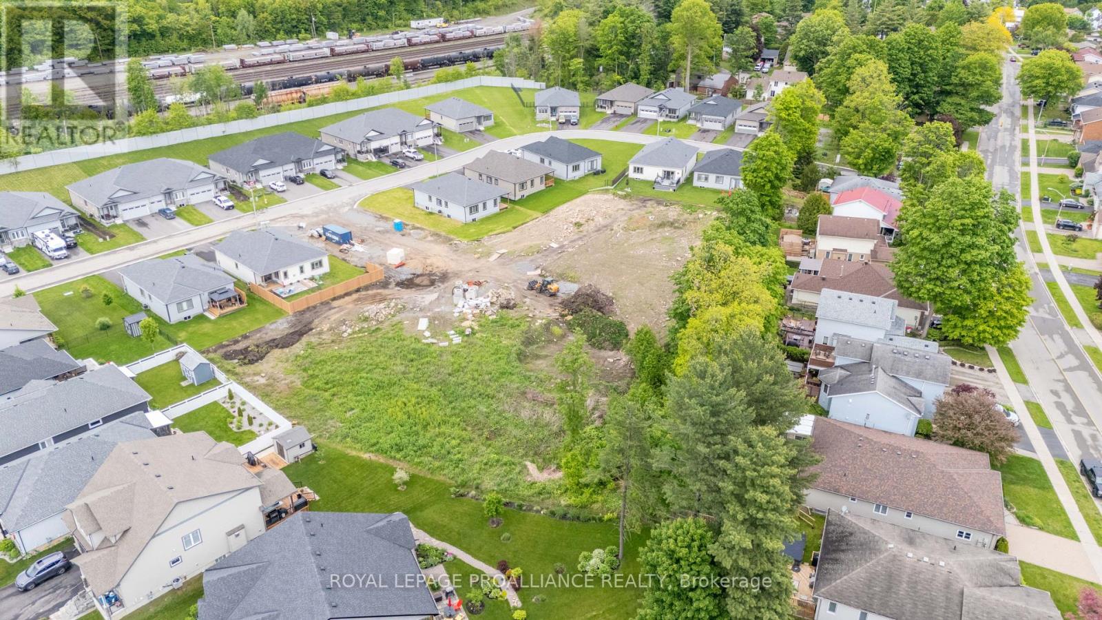 109 Manahan Court Court Property Photo 6
