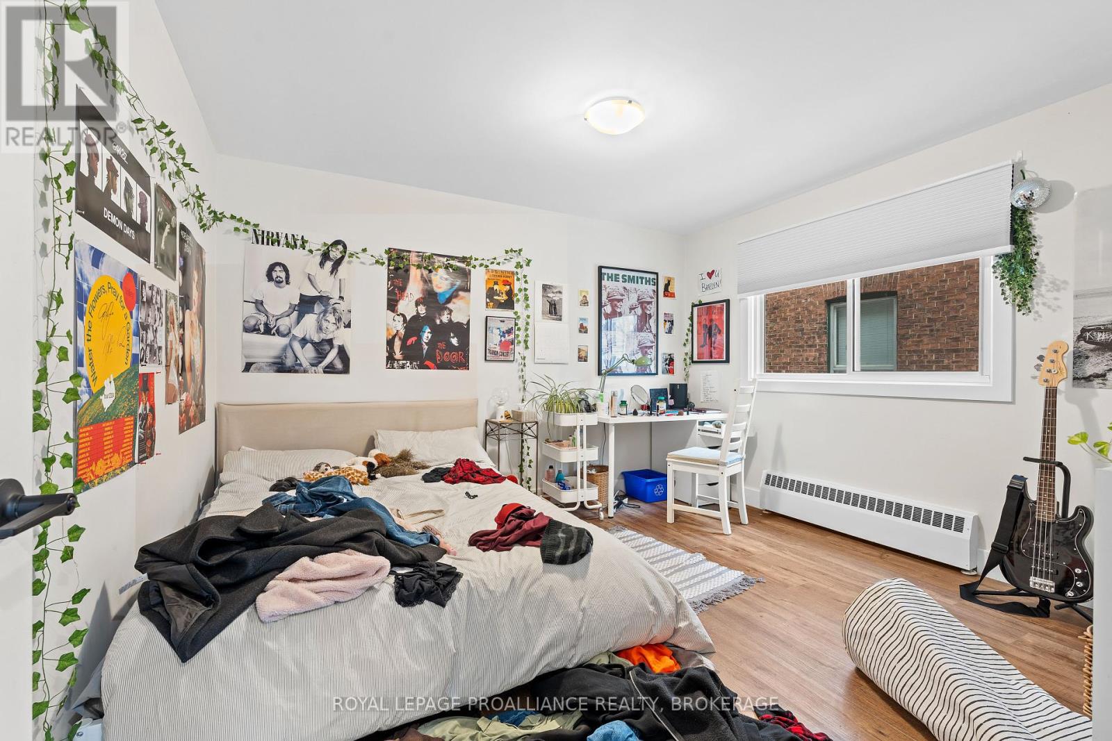174 King Street E Property Photo 8