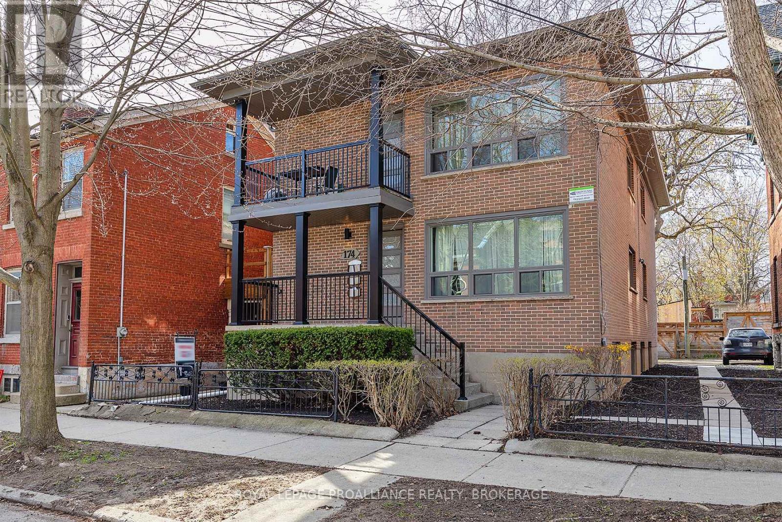 174 King Street E Property Photo 46