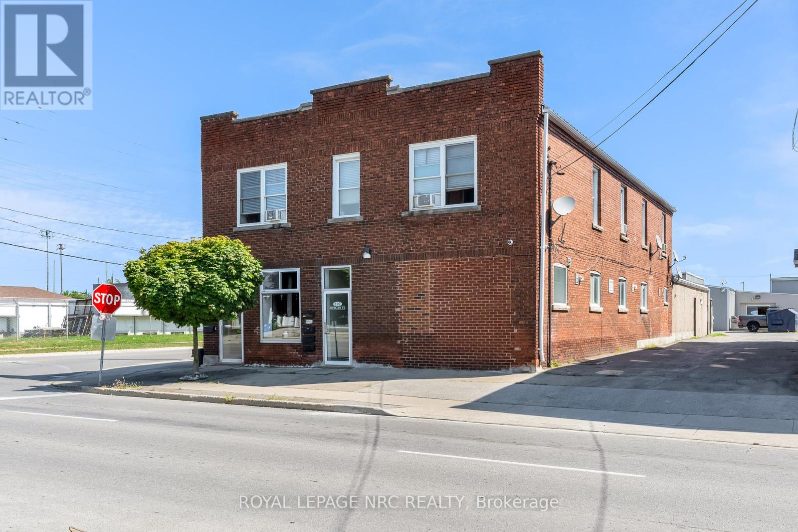 192 BURGAR STREET Property Photo 1