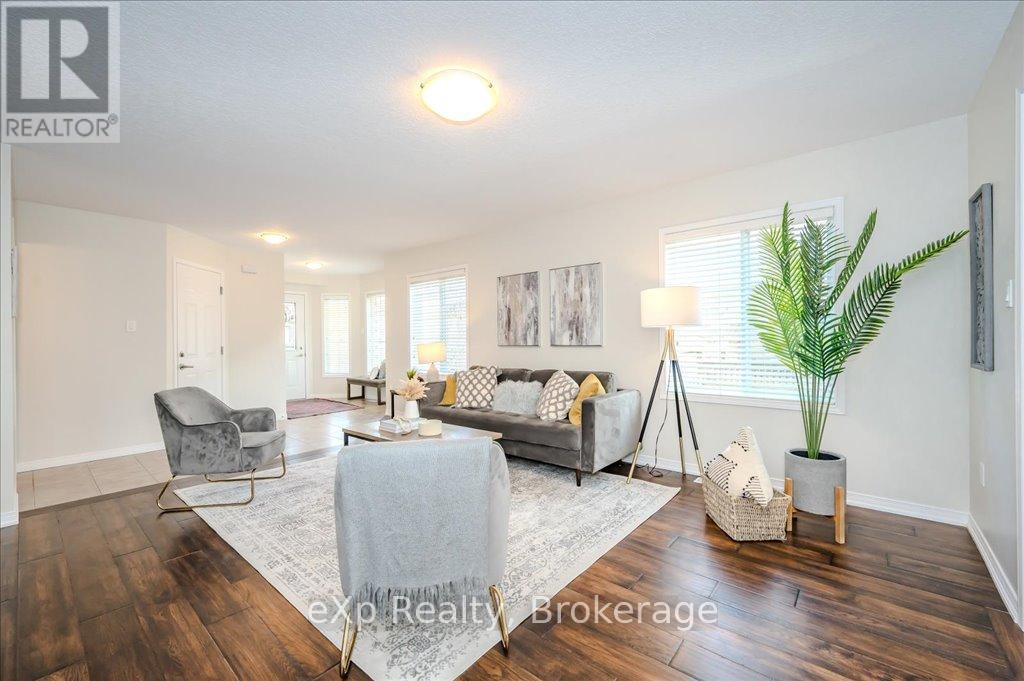 216 Severn Drive Property Photo 6