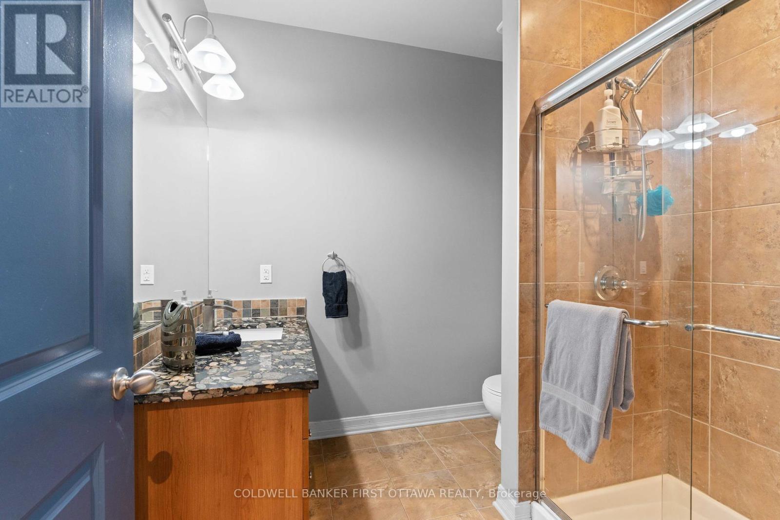 311 Blackleaf Drive Property Photo 17