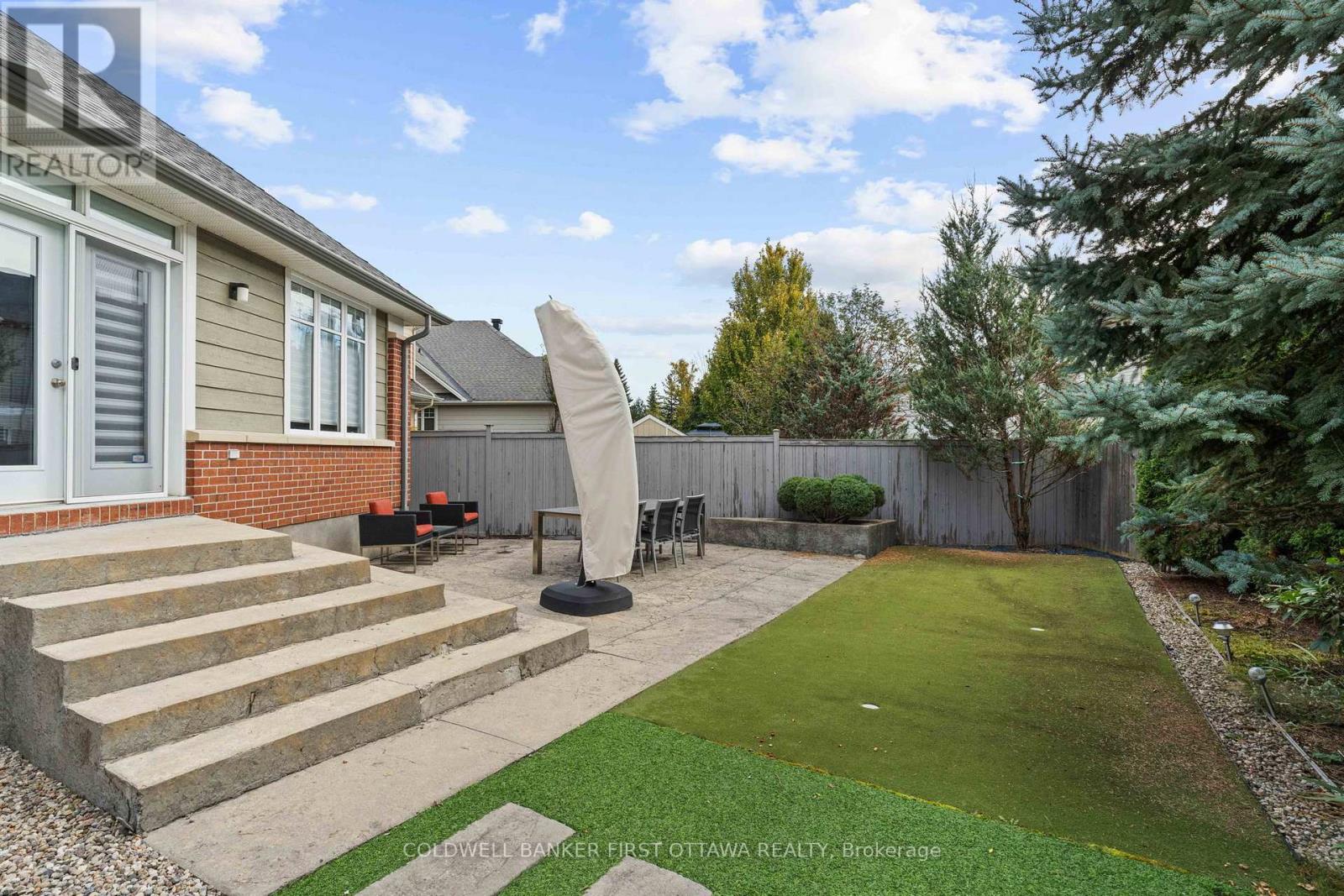 311 Blackleaf Drive Property Photo 22