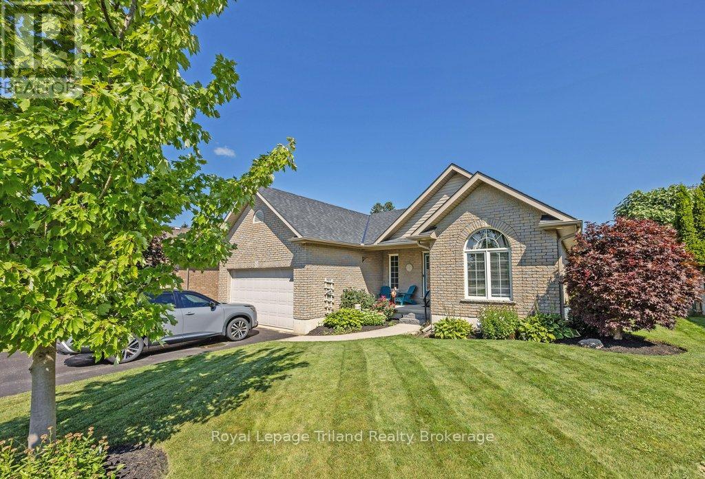 12 Graydon Drive Property Photo 1