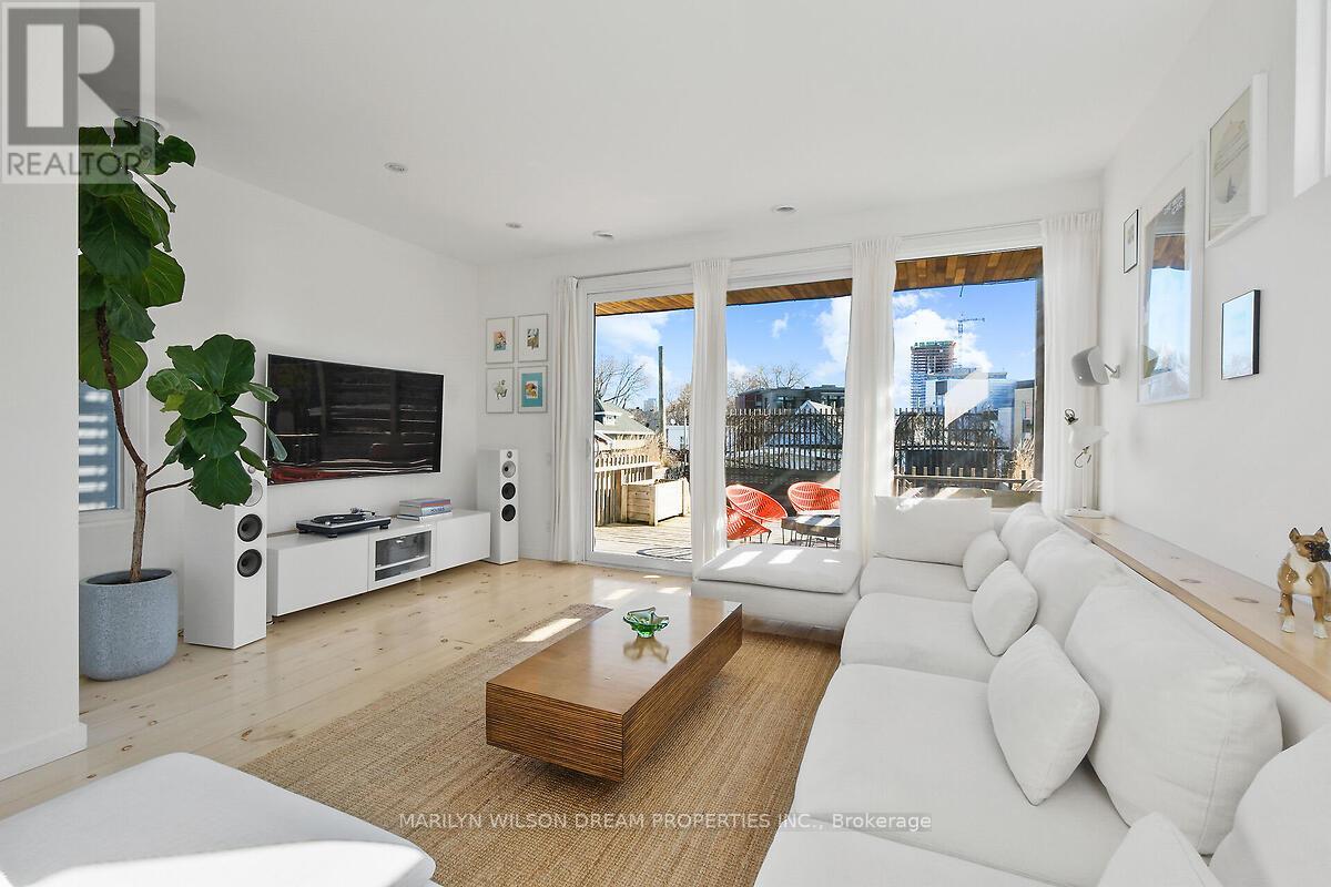 67 Pinhey Street Property Photo 9