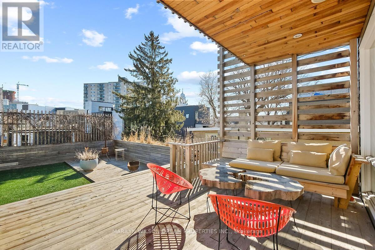 67 Pinhey Street Property Photo 27