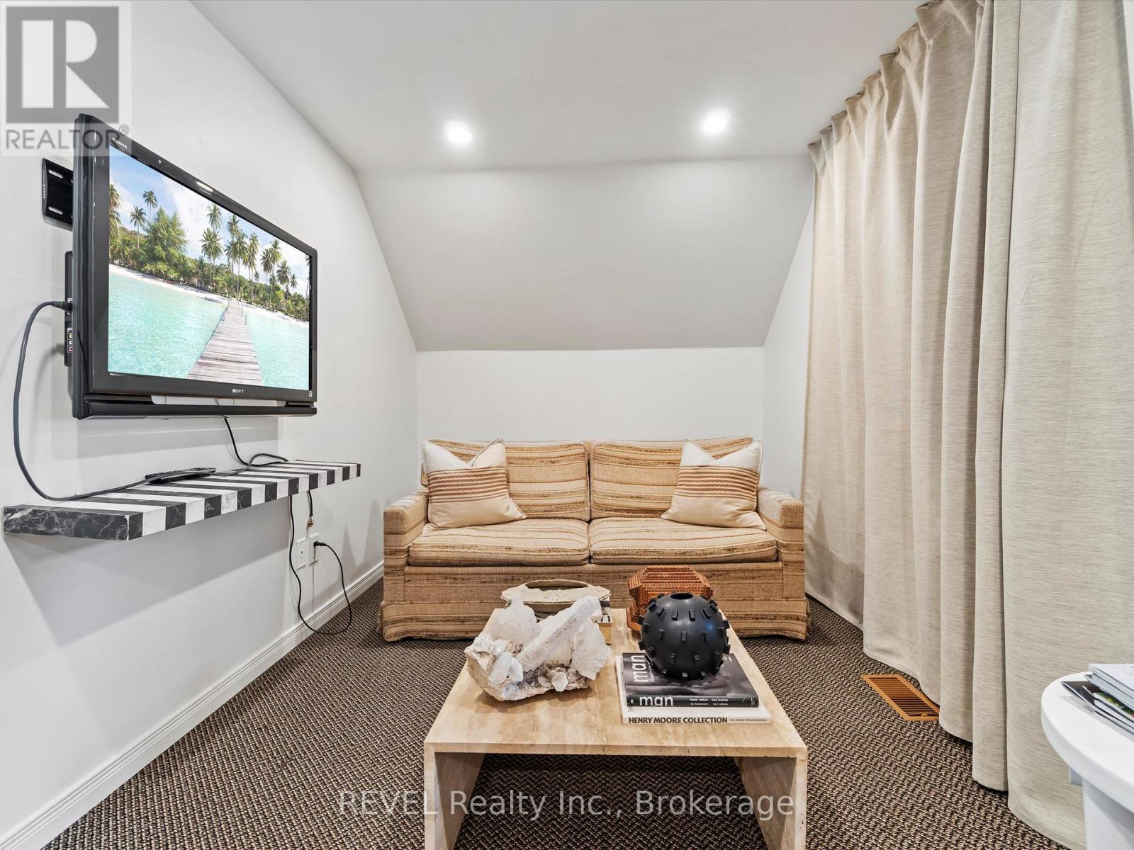 63 Joseph Street Property Photo 20