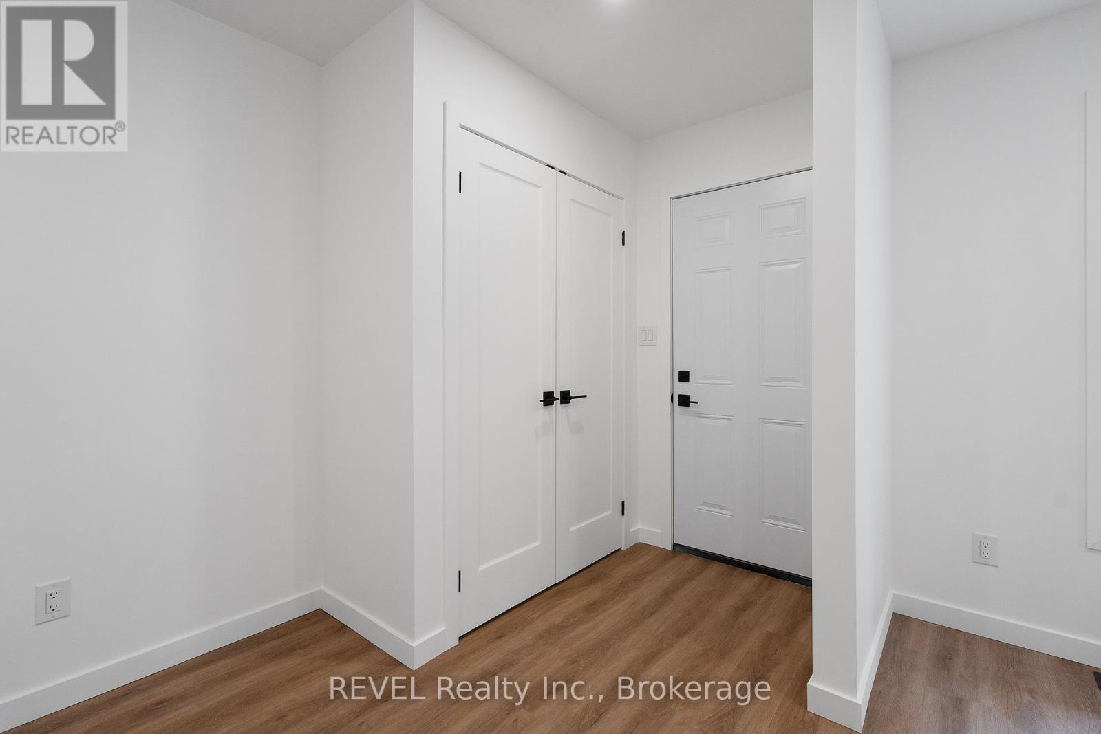 1372 Haist Street Property Photo 9