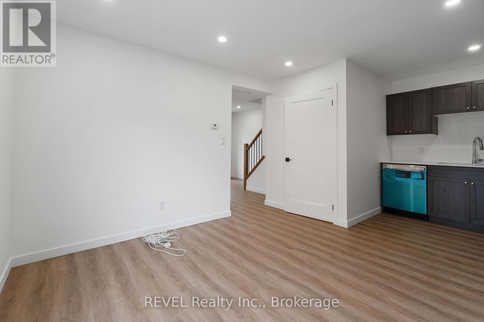 1372 Haist Street Property Photo 11