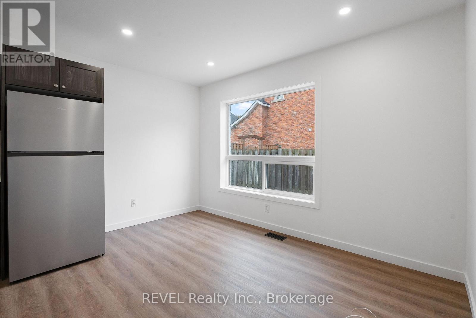 1372 Haist Street Property Photo 16