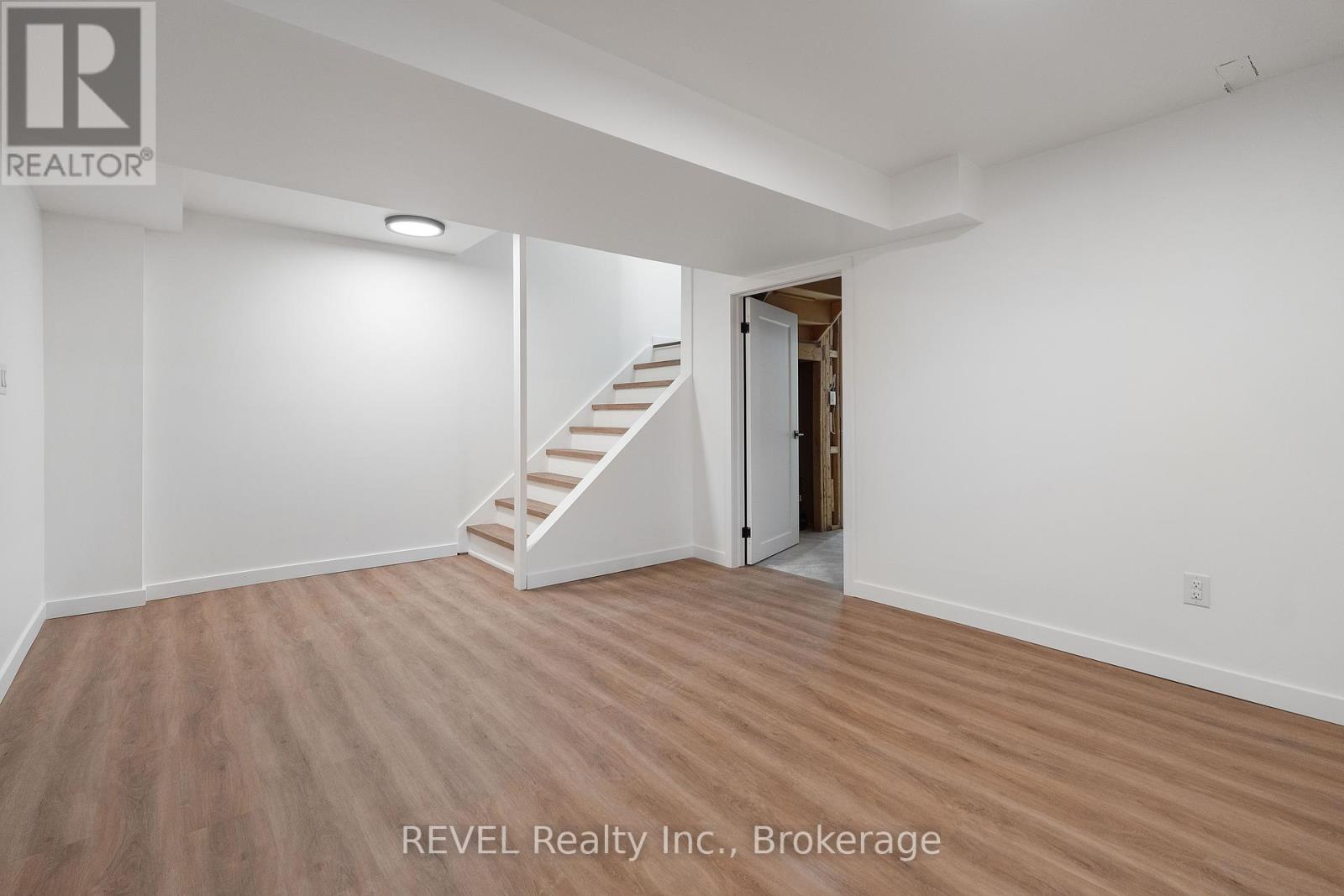 1372 Haist Street Property Photo 24