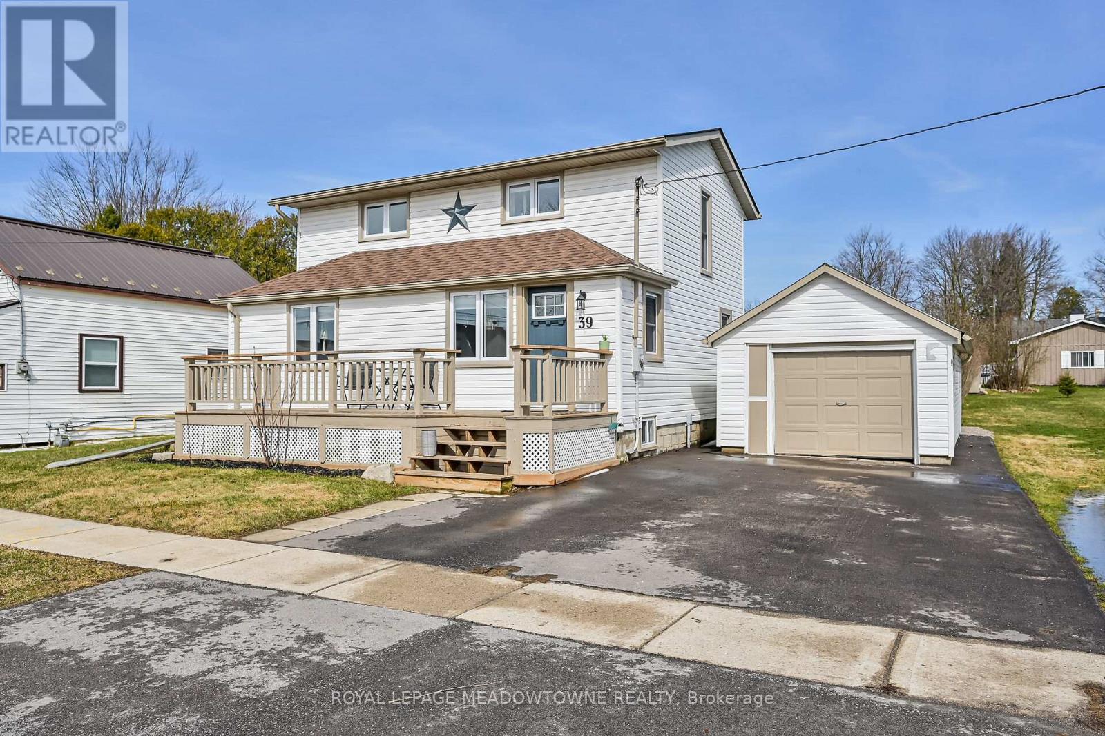 39 Elgin Street W Property Photo 1