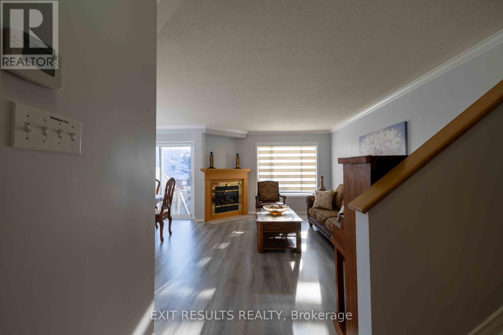2056 Dorima Street Property Photo 8