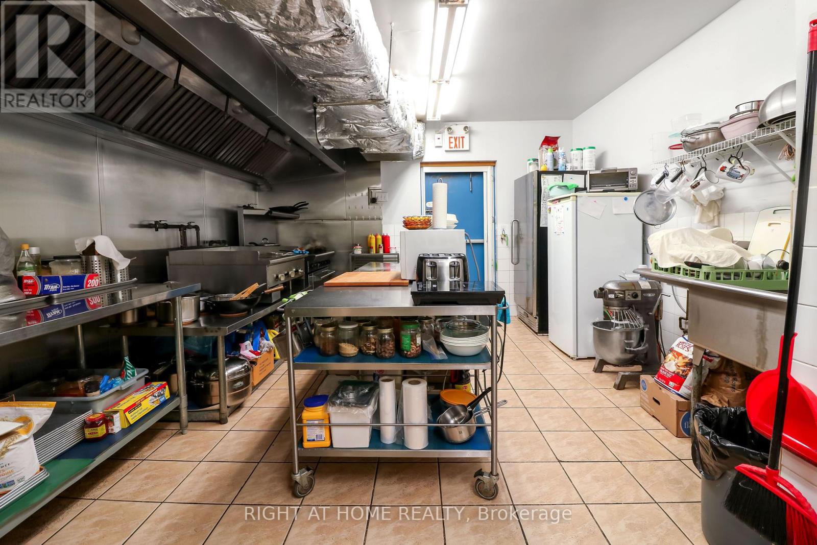 508 Rideau Street Property Photo 6