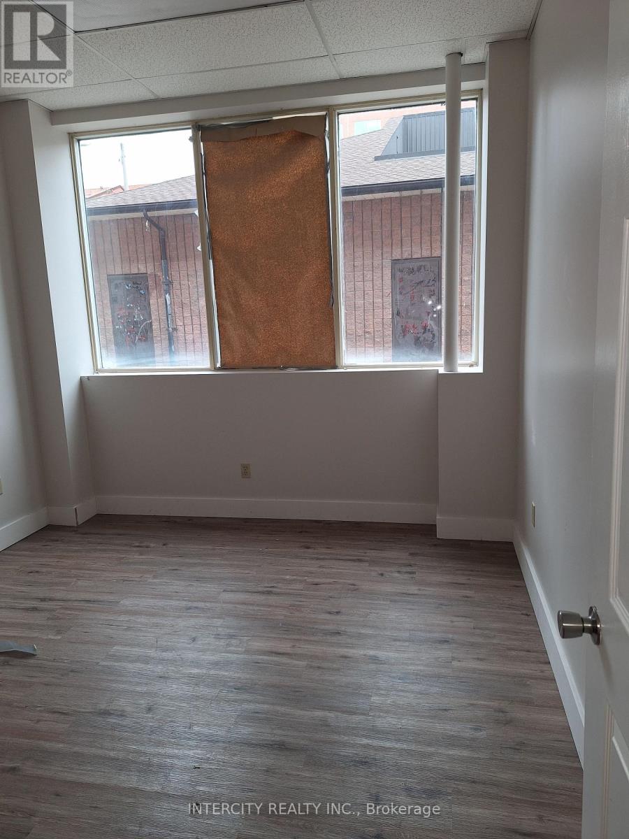 4 Centre Street Property Photo 6