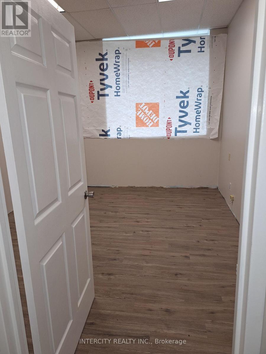 4 Centre Street Property Photo 7