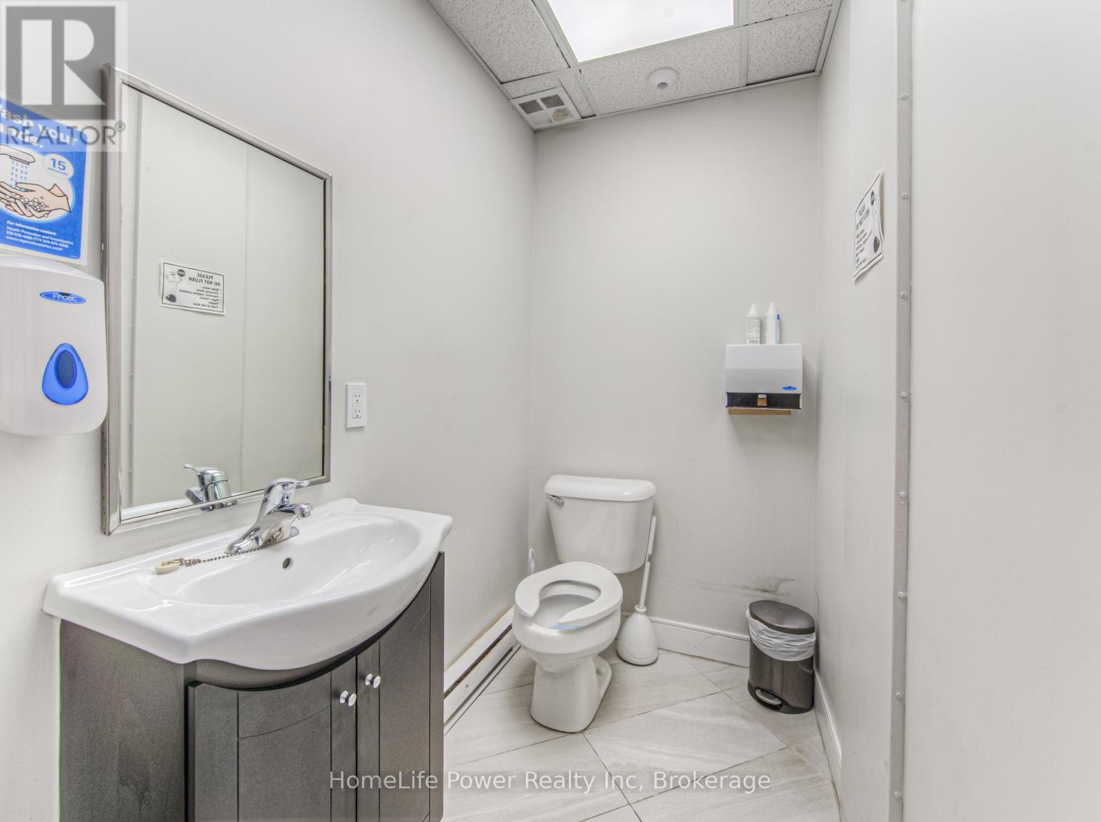 51 Benton Street Property Photo 19