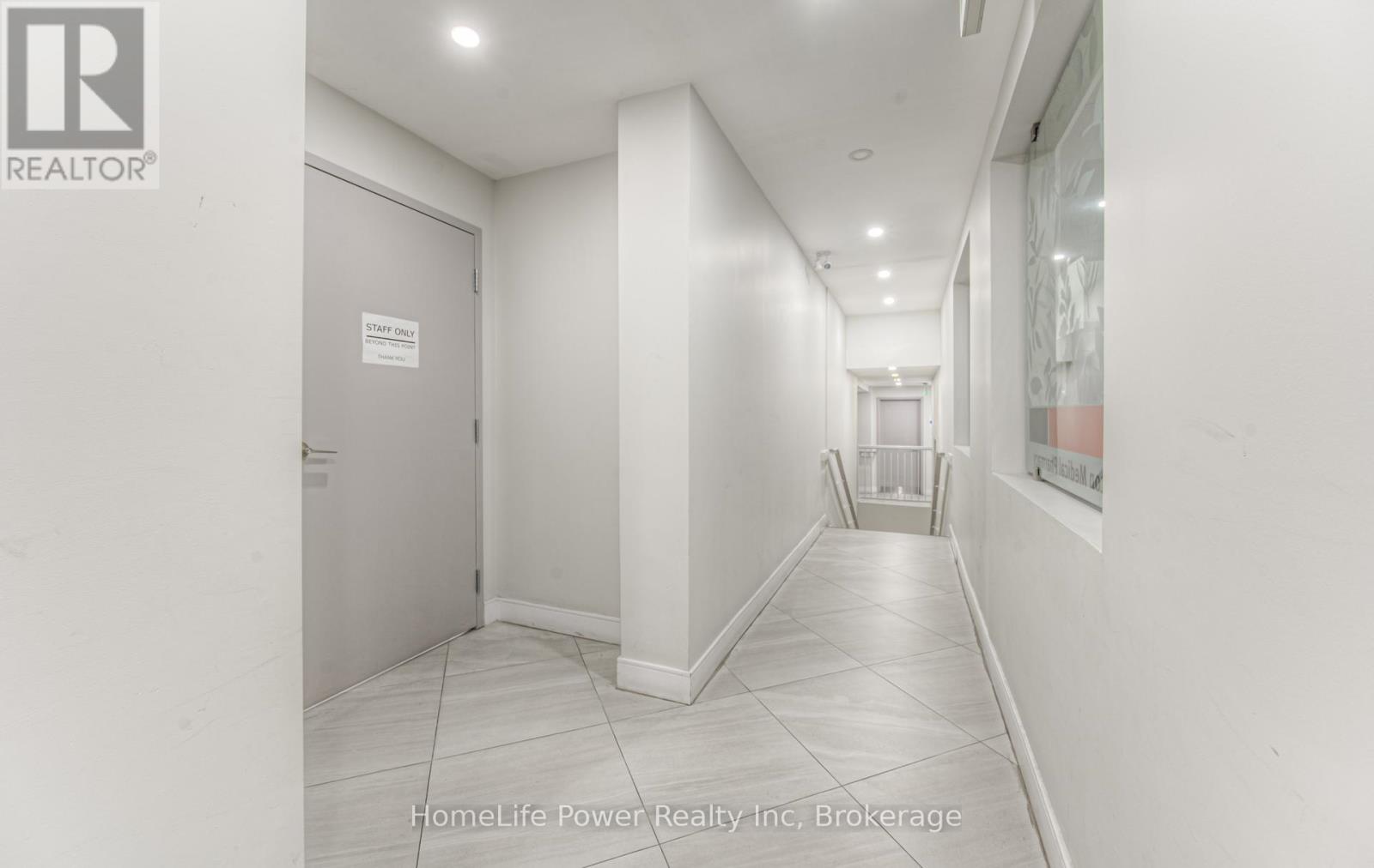 51 Benton Street Property Photo 24