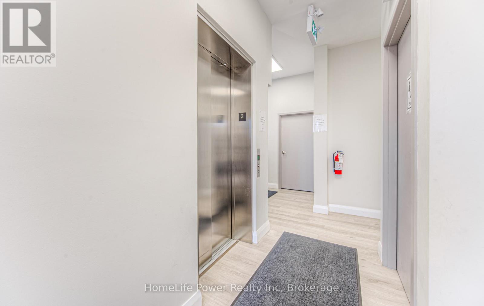 51 Benton Street Property Photo 27