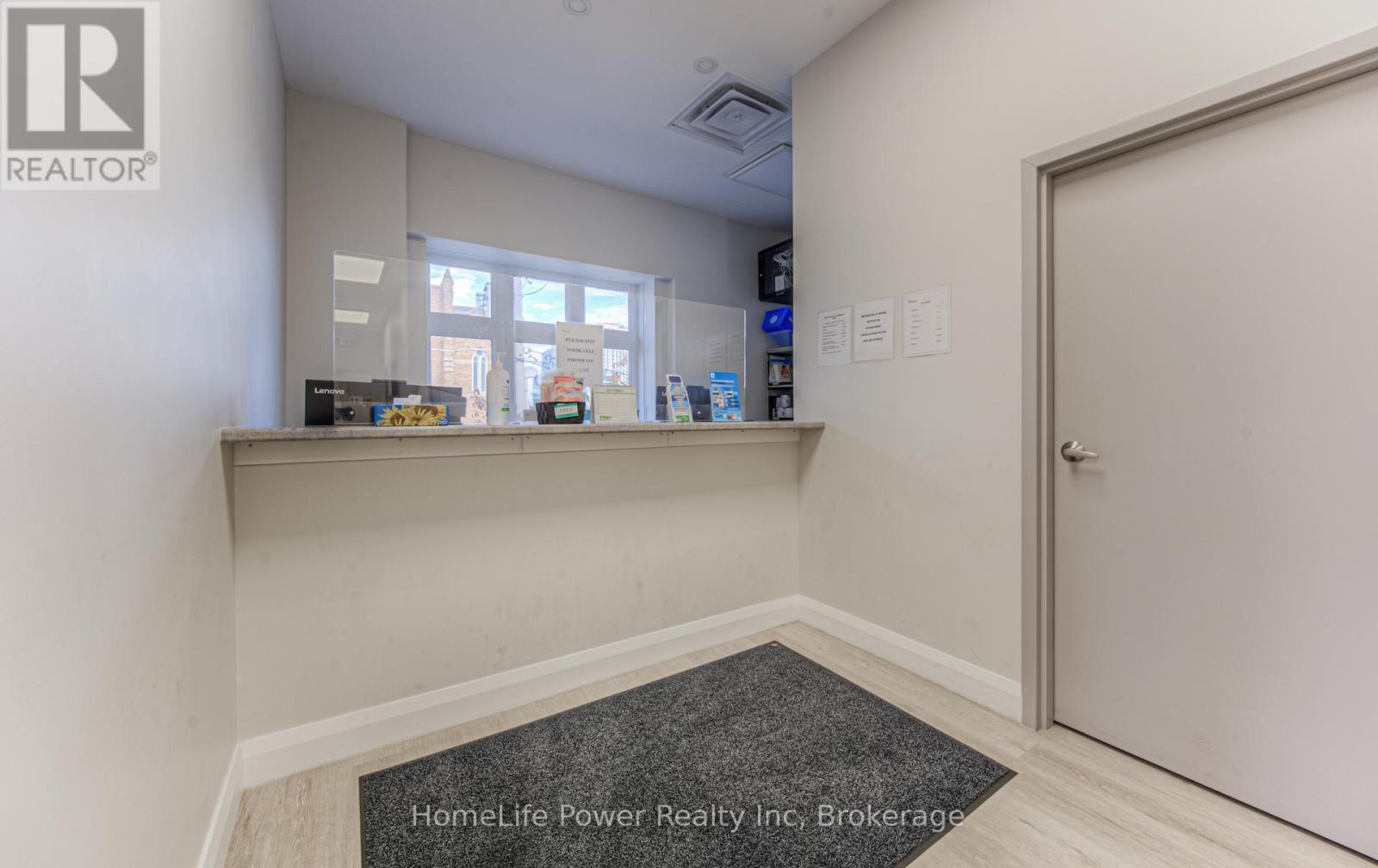 51 Benton Street Property Photo 29