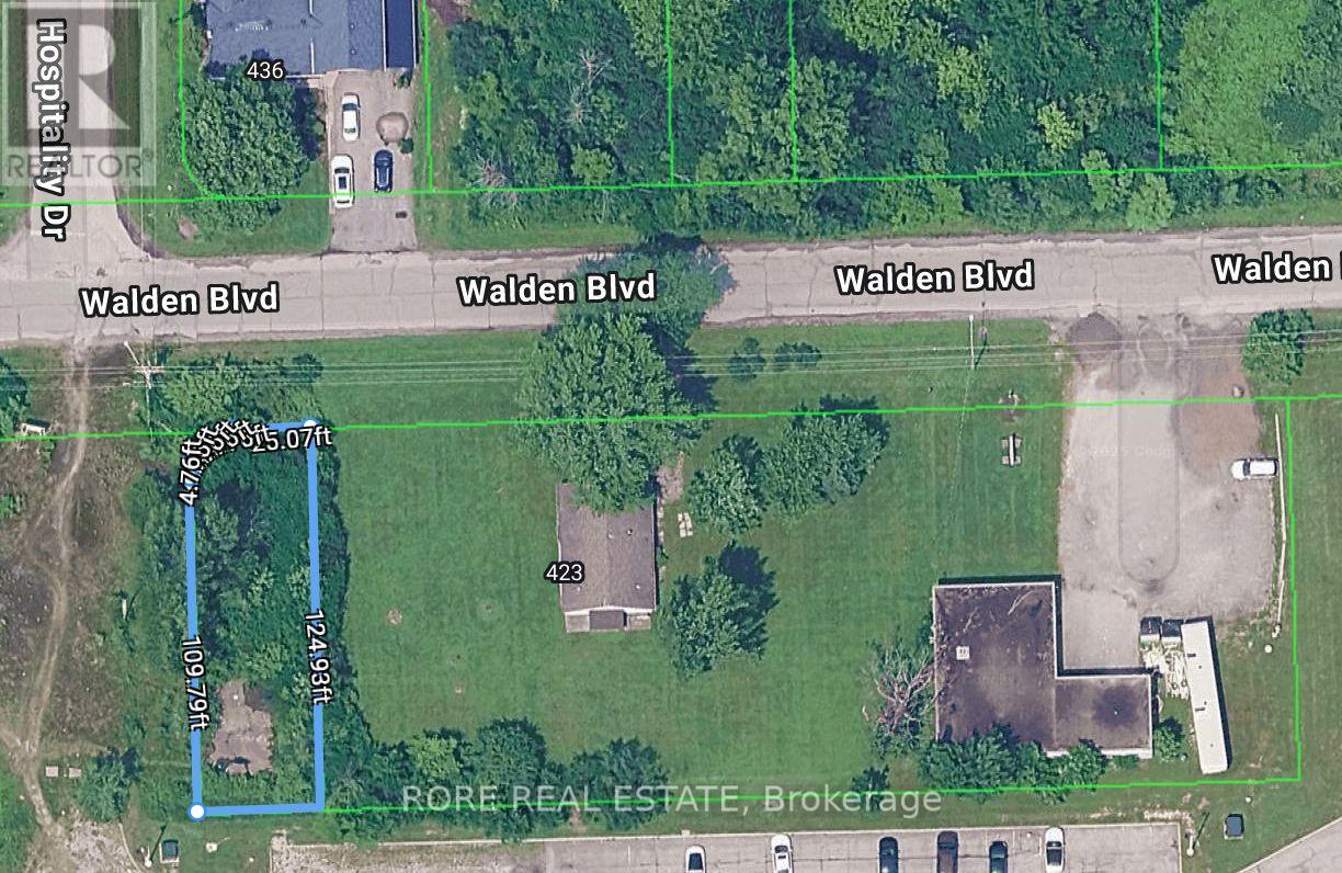 435 Walden Boulevard Property Photo 4