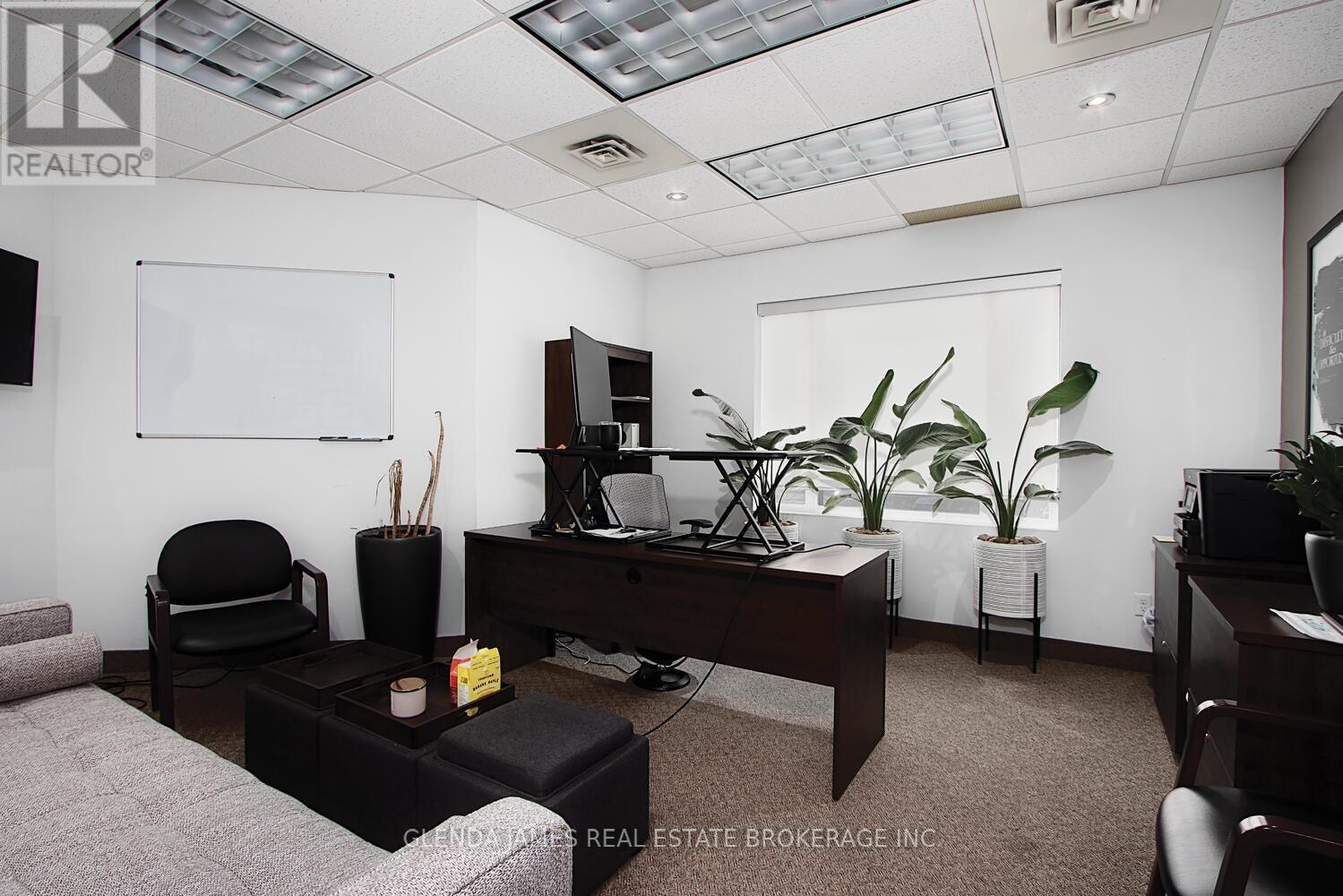 295 Wolfe Street Property Photo 4